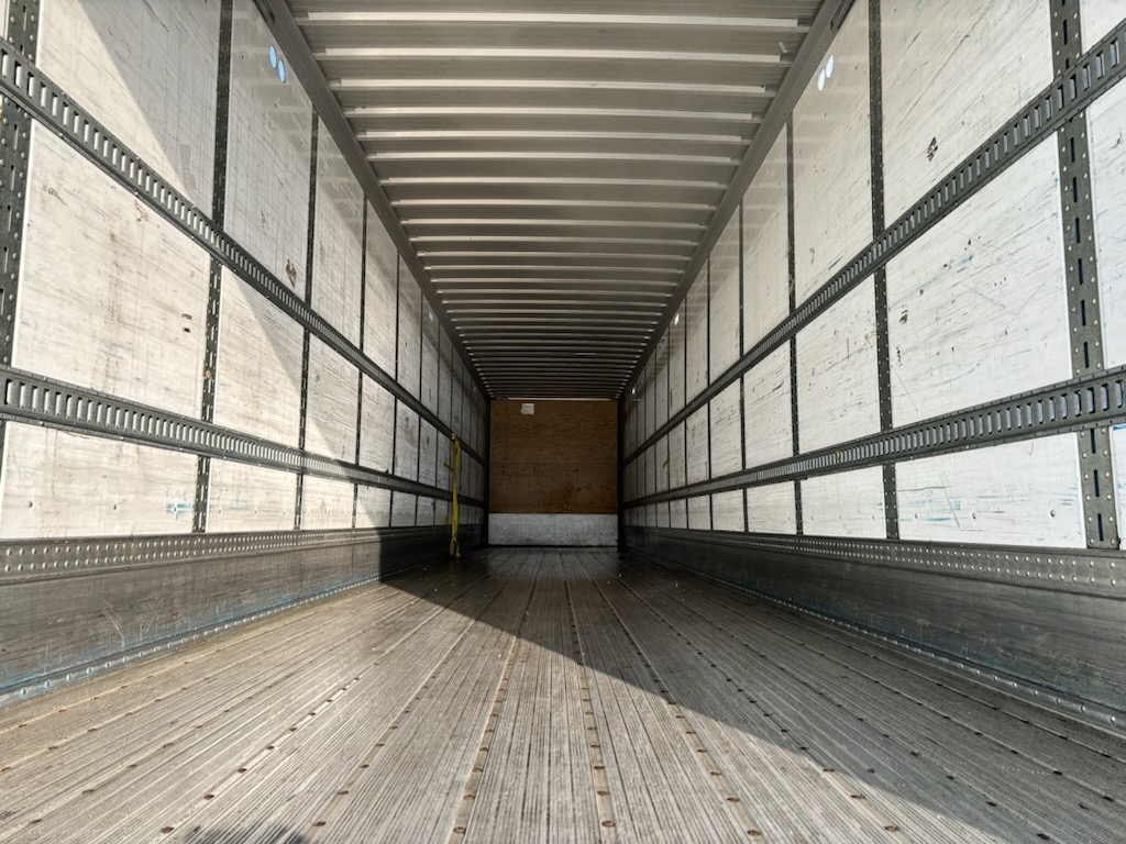 2012 53′ x 102″ Hyundai – Dry Van — T13964