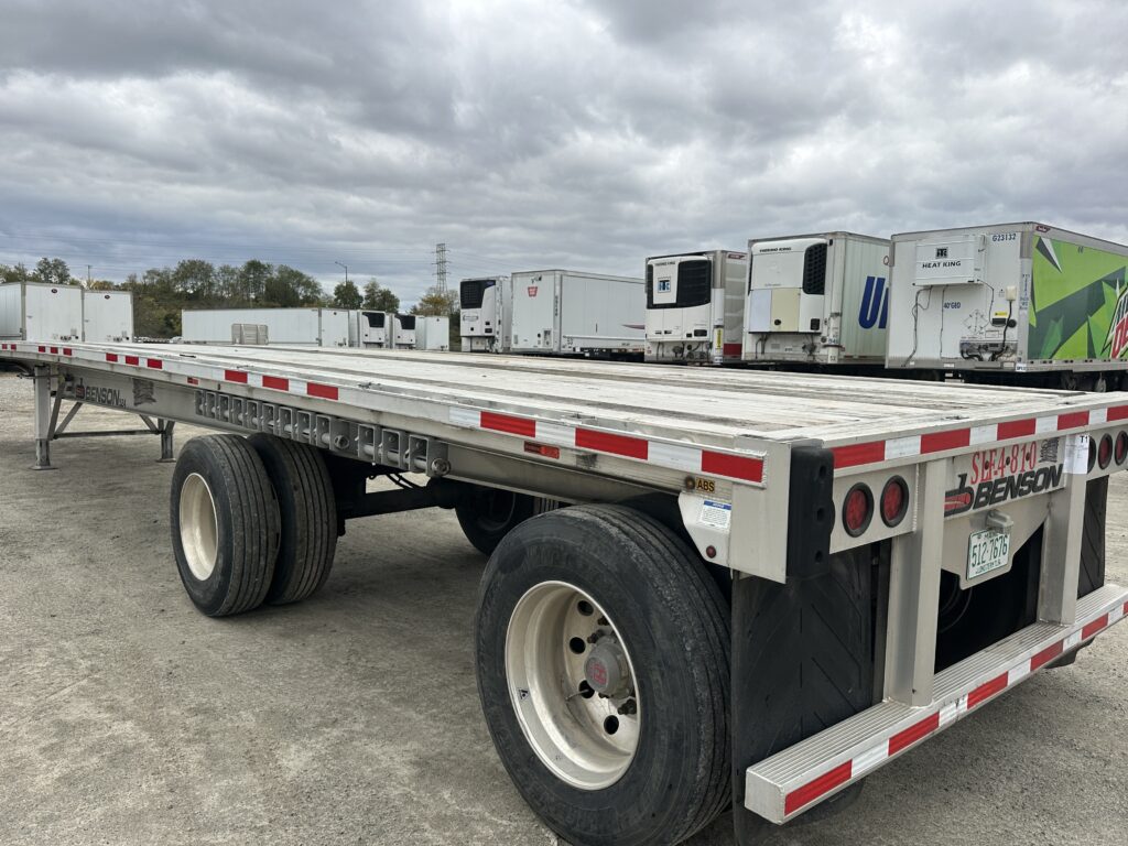 2023 48′ x 102″ Benson – Flatbed — T17884