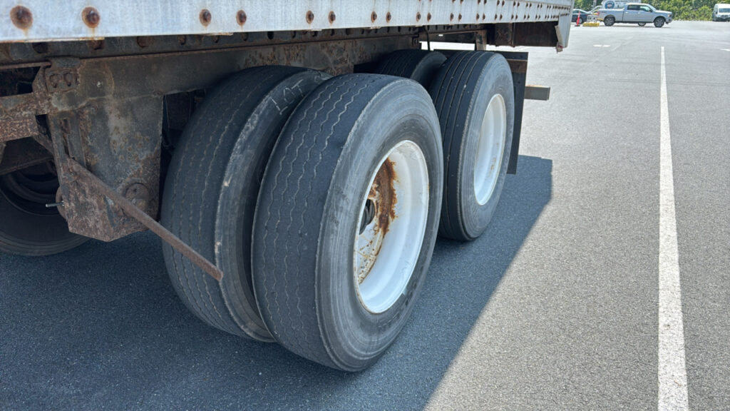 1997 46′ x 96″ Dorsey – Dry Van — T17052