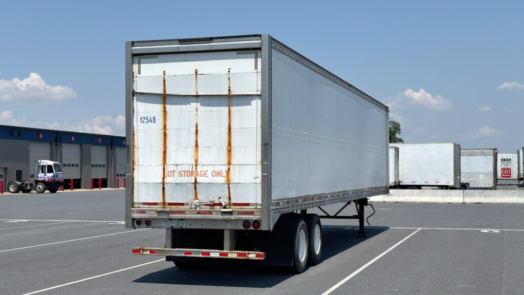 1997 46′ x 96″ Dorsey – Dry Van — T17052