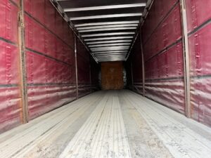 2008 50′ x 102″ Utility – Curtain Side — T17472