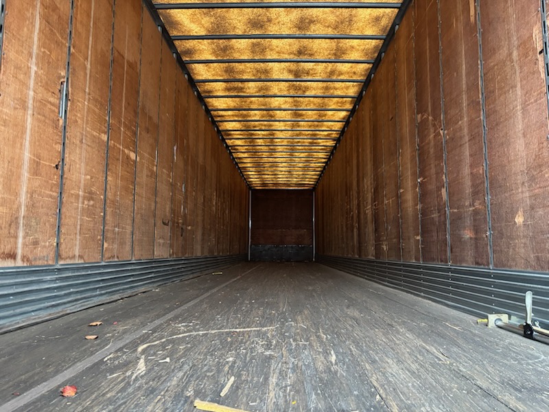 2006 53′ x 102″ Utility – Dry Van — T17739