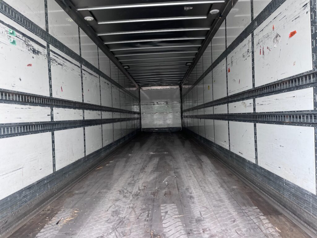 2017 48′ x 102″ Great Dane – Dry Van — T17143