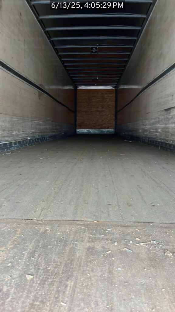 2000 46′ x 96″ Trailmobile – Dry Van — T17054