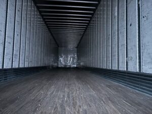 2015 53′ x 102″ Utility – Dry Van — T17517