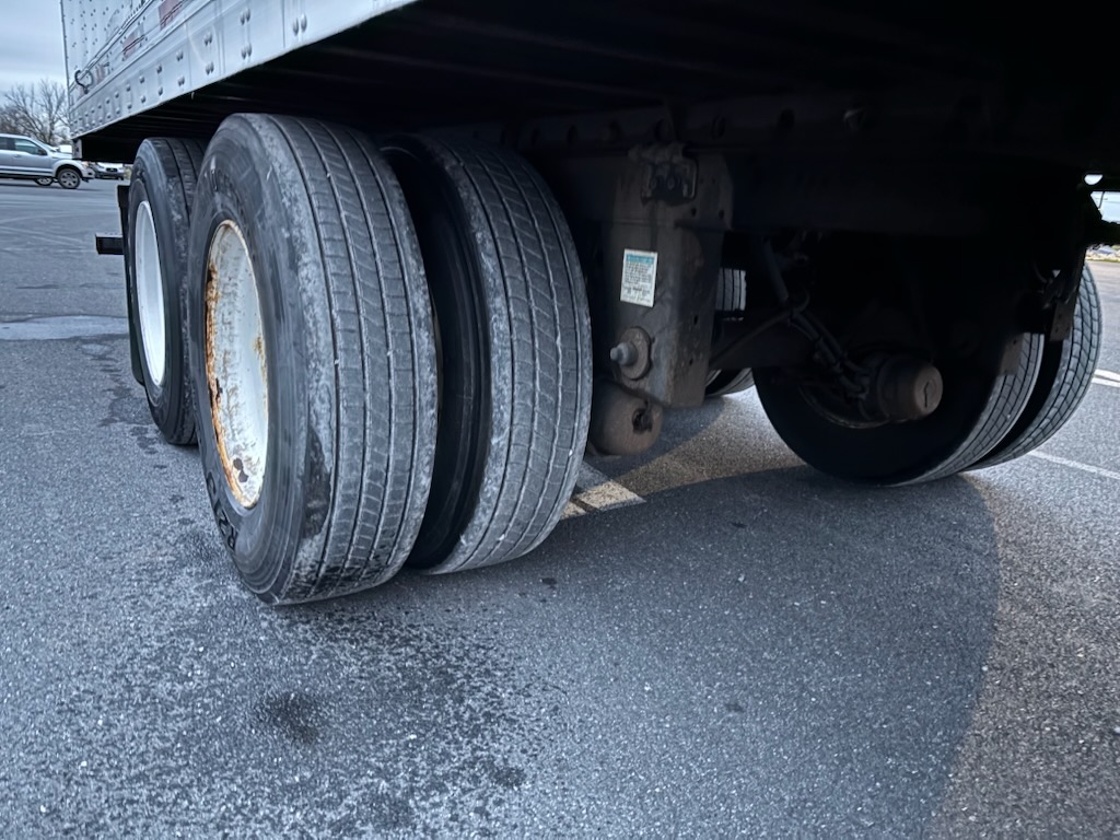 2015 53′ x 102″ Utility – Dry Van — T17517