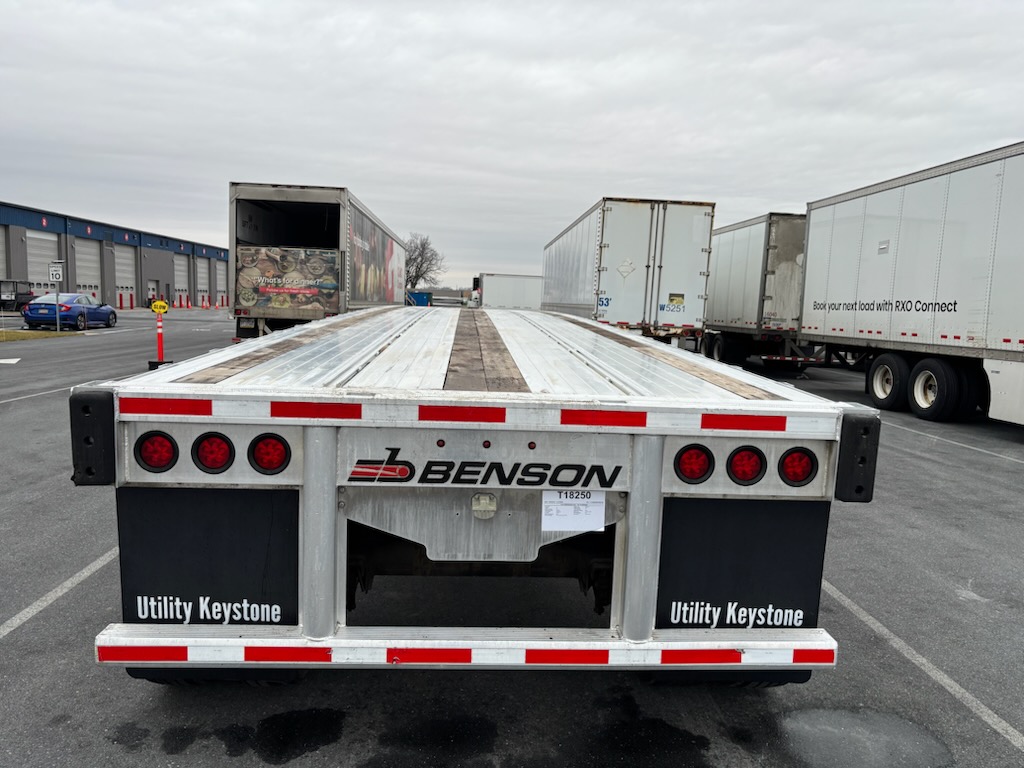 2023 48′ x 102″ Benson – Flatbed — T18250