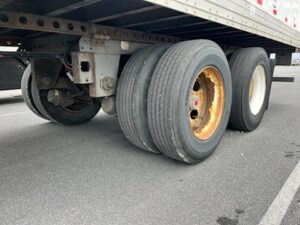 2014 53′ x 102″ Hyundai – Dry Van — T18133