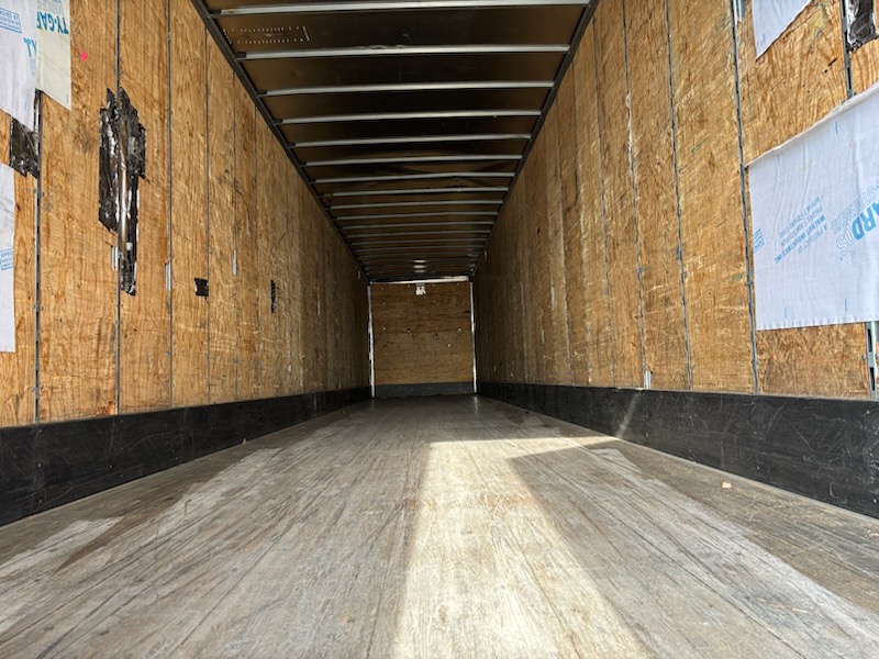 2016 53′ x 102″ Hyundai – Dry Van — T18126