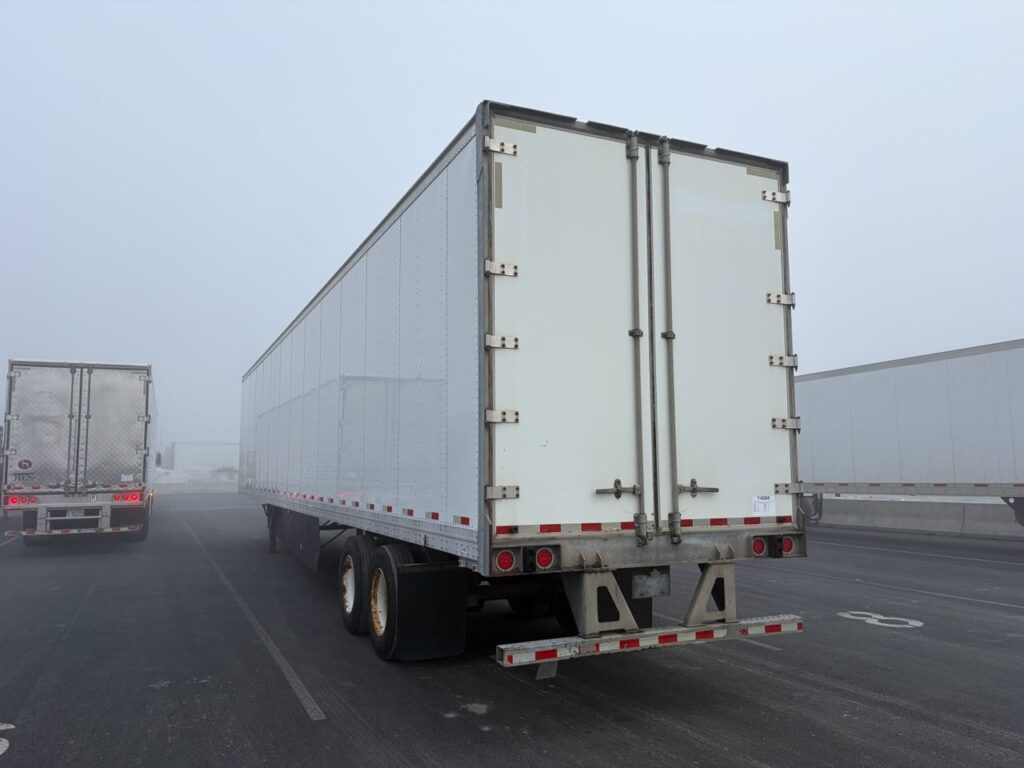 2016 53′ x 102″ Strick – Dry Van — T18260