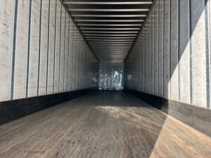 2015 53′ x 102″ Utility – Dry Van — T18351