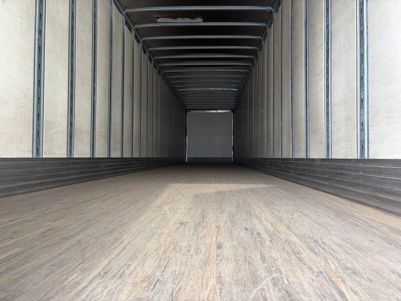 2016 53′ x 102″ Strick – Dry Van — T18268