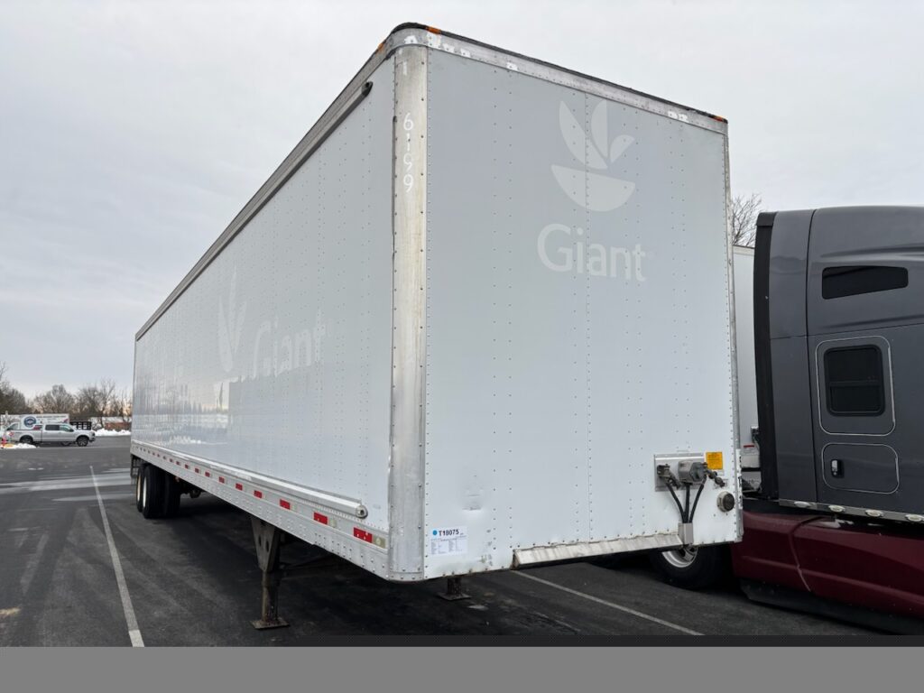 2009 53′ x 102″ Utility – Dry Van — T18075