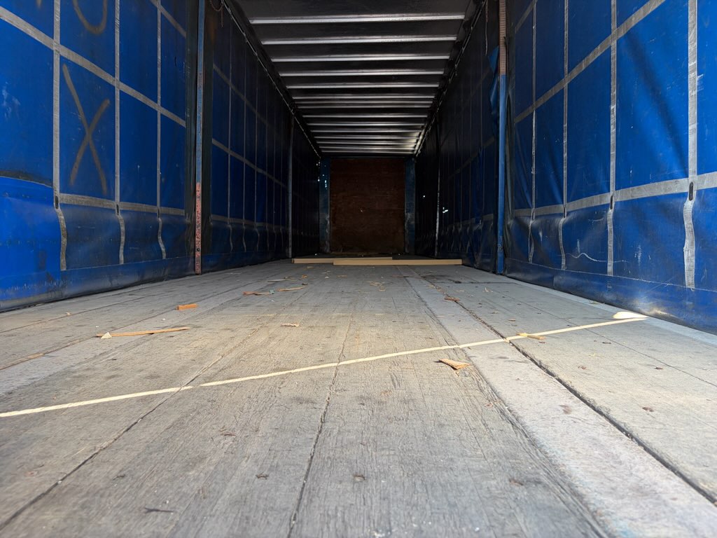 2003 48′ x 102″ Utility – Curtain Side — T18553