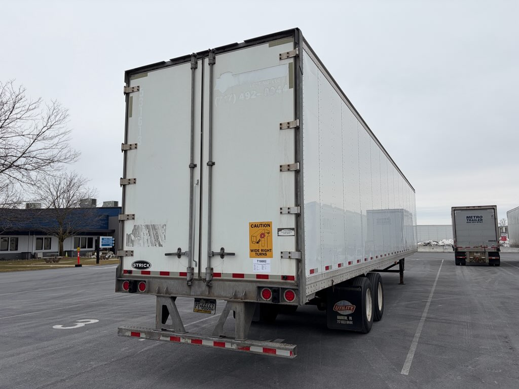 2016 53′ x 102″ Strick – Dry Van — T18682