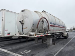 2005 42′ x 96″ Heil – Tank — T18779