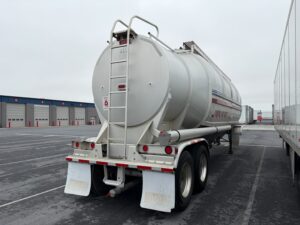 2005 42′ x 96″ Heil – Tank — T18779
