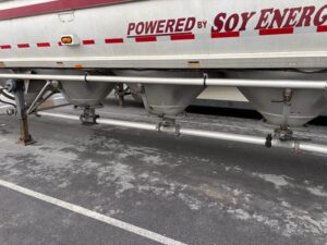 2005 42′ x 96″ Heil – Tank — T18779