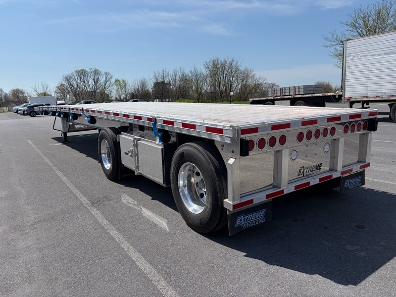2025 48′ x 102″ Extreme – Flatbed — S1000211
