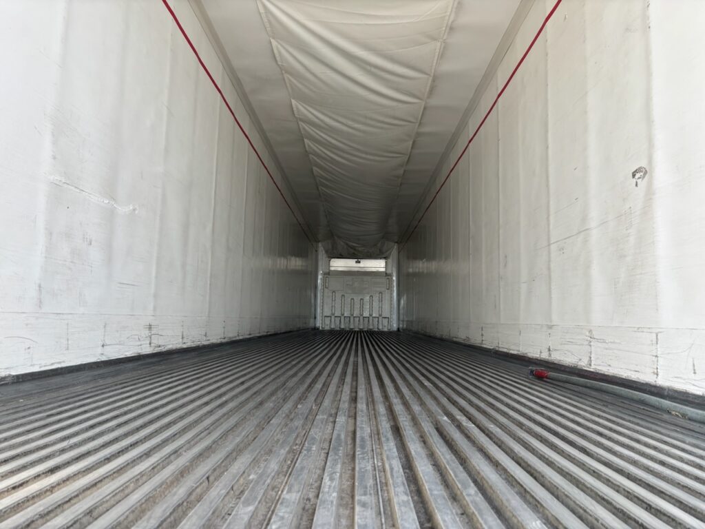 2016 53′ x 102″ Hyundai – Reefer — T18608
