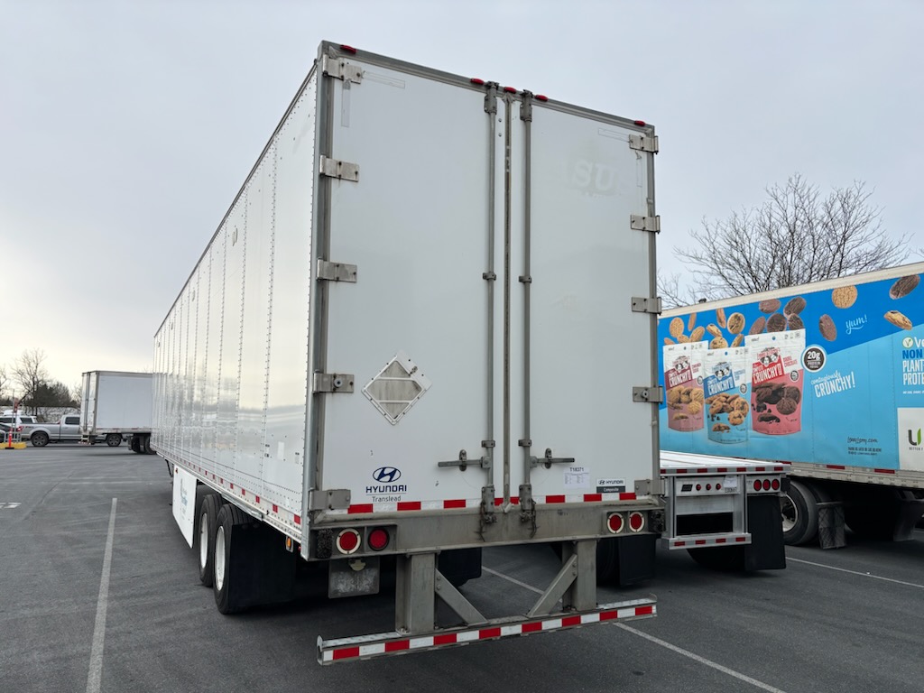 2017 53′ x 102″ Hyundai – Dry Van — T18371