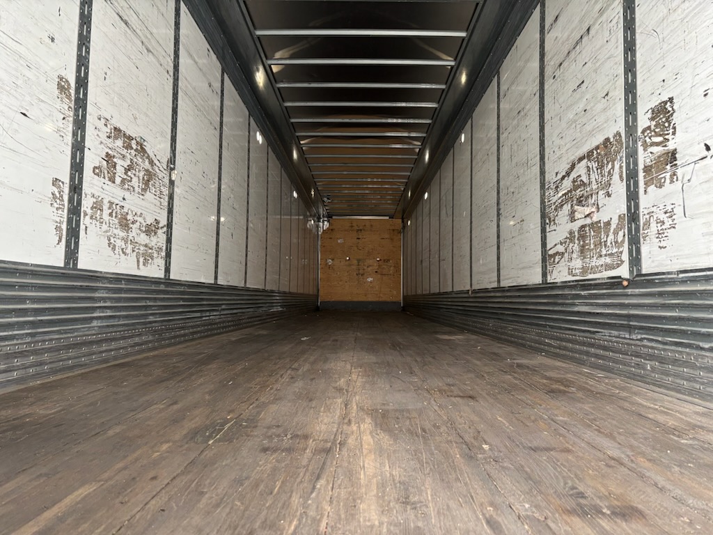 2017 53′ x 102″ Hyundai – Dry Van — T18371