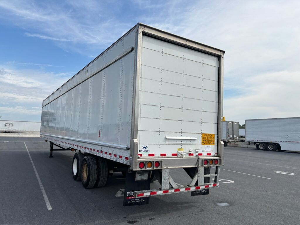 2014 53′ x 102″ Hyundai – Dry Van — T18872