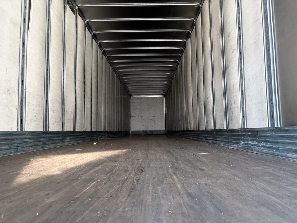 2016 53′ x 102″ Strick – Dry Van — T18874