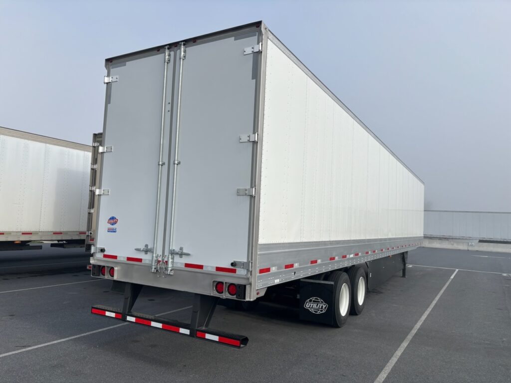 2027 53′ x 102″ Utility – Dry Van — V7737592