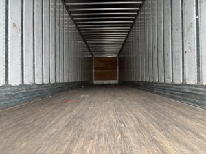 2015 53′ x 102″ Utility – Dry Van — T18659