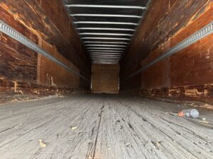 2000 48′ x 102″ Strick – Dry Van — T19570