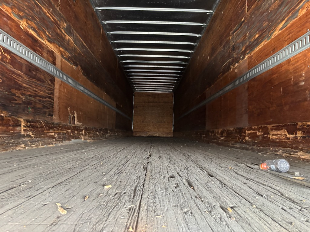 2000 48′ x 102″ Strick – Dry Van — T19570