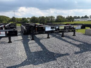 2024 96″ Hyundai – 20/40 12 Pin Tri Axle — T19709