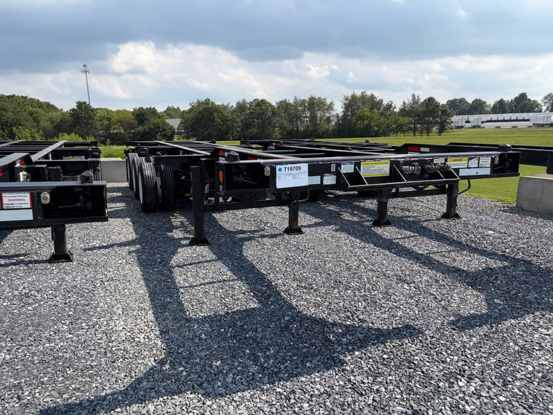 2024 96″ Hyundai – 20/40 12 Pin Tri Axle — T19709