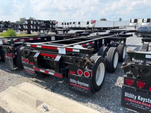 2024 96″ Hyundai – 20/40 12 Pin Tri Axle — T19709