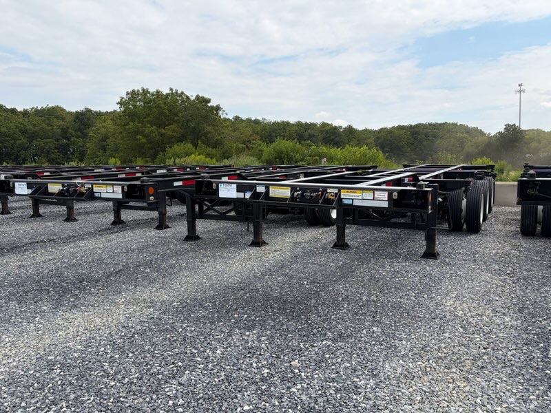 2026 96″ Hyundai – 20/40 12 Pin Tri Axle — T19711